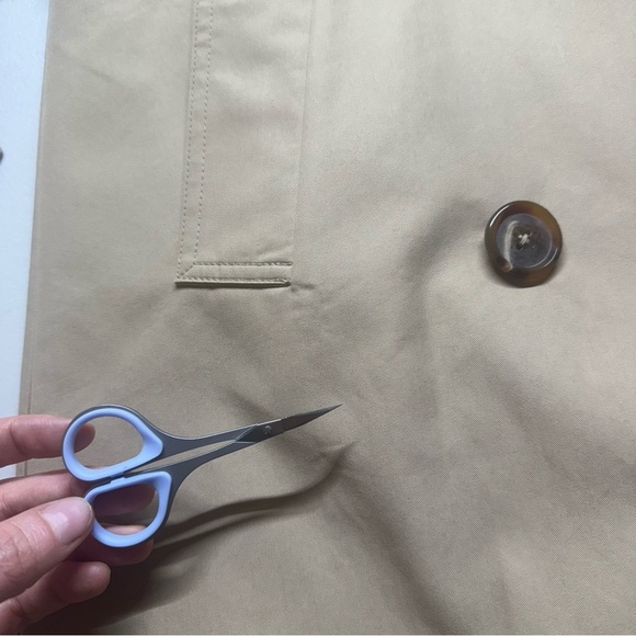 Reformation Kensington Trench Jacket Coat in Khaki - Picture 8 of 15